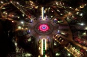 '1004종 곡성세계장미축제'…곡성 섬진강기차마을 야간 개장