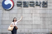Русская девочка Анна впервые едет в Корею