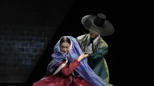 독무·이인무·군무까지, 국립무용단원 10인의 '온춤'